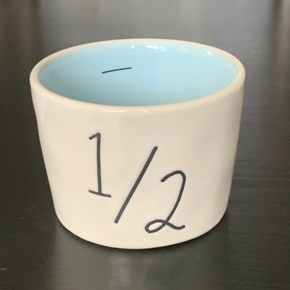 Rae Dunn 2023 Easter Measuring Cups Set - Picture 10 of 16